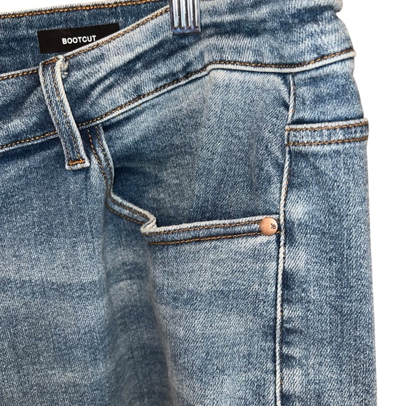 Judy Blue Boot Cut Jeans Womens Size 2XL/3XL Blue 5 Pocket High Rise Raw Hem - Picture 3 of 11